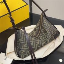 フェンデイ 偽物 ショルダーバッグ キャンバス素材 FFロゴ ダークブラウン レザー FENDI