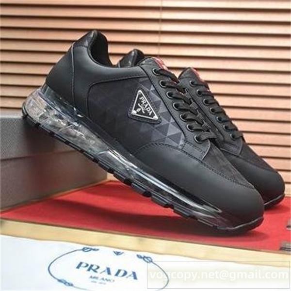 プラダ コピー エアクッションスニーカー レザー×スエード×透明ソール 軽量＆快適 PRADA