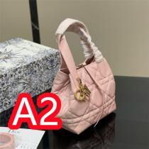 DIOR スーパーコピー ハンドバッグ モノグラムデザイン ネイビーブルー アイボリー ゴールドチャーム ディオール