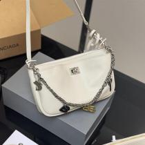 BALENCIAGA コピー ショルダーバッグ ホワイトレザー チェーンストラップ ゴールド バレンシアガ