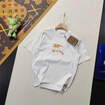 バーバリー 偽物 Tシャツ クラシックデザイン ロゴプリント 騎士エンブレム ブラック BURBERRY