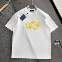 ルイヴィトン 偽物 Tシャツ モノグラム アートデザイン ブラックとホワイト LOUIS VUITTON 