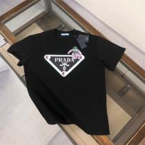 注目度No.1！プラダ 偽物 Tシャツ トライアングルロゴ ぬいぐるみアクセント ブラック PRADA