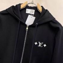 ルイヴィトン 偽物 セットアップ ホワイト×LVロゴ＆モノグラムデザイン カジュアル LOUIS VUITTON