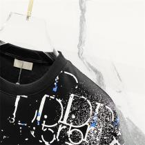 ディオール スーパーコピー Tシャツ ブラック＆ホワイト×ロゴプリント＆ブルーアクセント DIOR