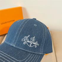 2色展開 LOUIS VUITTON 偽物 キャップ 上品なアクセント 刺繍 異なる魅力 筆記体 ルイヴィトン