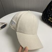 PRADA スーパーコピー キャップ ベージュ×コーデュロイ素材 上品デザイン プラダ