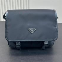 プラダ コピー ショルダーバッグ ナイロン レザー トリム ダブルバックル PRADA