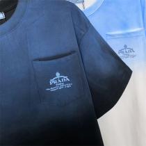 PRADA コピー Tシャツ グラデーション ブラック×ネイビー 左胸 ロゴ プラダ