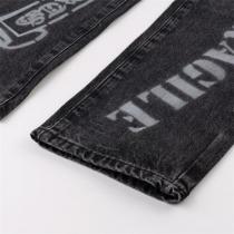 クロムハーツ 偽物 ブラックデニムパンツ スプレー加工 クロスモチーフ FRAGILE CHROME HEARTS
