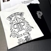 クロムハーツ コピー Tシャツ モノトーンロゴ＆グラフィック 洗練されたストリート CHROME HEARTS