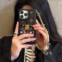 ルイヴィトン スーパーコピー スマホケース 花柄 ゴールドチェーン エレガント 高級感 LOUIS VUITTON