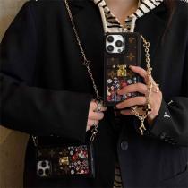 ルイヴィトン スーパーコピー スマホケース 花柄 ゴールドチェーン エレガント 高級感 LOUIS VUITTON