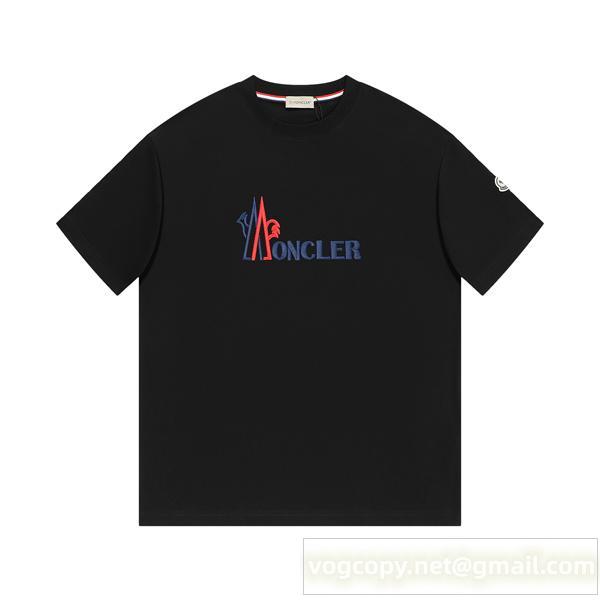 モンクレール コピー Tシャツ カラフル ロゴ刺繍 洗練された コットン素材 カジュアル モンクレール 