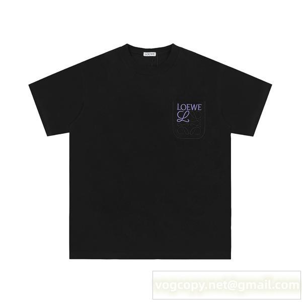 ロエベ スーパーコピー Tシャツ ブラック「L」モチーフ ロゴ入り 上品なコットン素材 高級感 カジュアルアイテム LOEWE