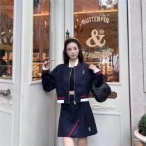 MIUMIU コピー セットアップ アイボリー ジャケット スカート ストライプ リブ編み ゴールドバックル ミュウミュウ 