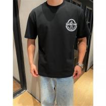 モンクレール スーパーコピー Tシャツ ブラック ROCNATION ロゴ刺繍 ストリート感 