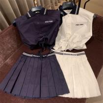 MIUMIU 偽物 上下セット スポーティ 襟付きシャツ プリーツスカート ブランドロゴ カジュアル フォーマル ミュウミュウ