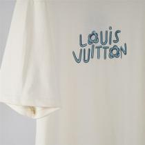 LOUIS VUITTON コピー Tシャツ アイボリー 花柄ロゴ クラシック ラグジュアリー感 シンプル ルイヴィトン