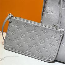 LOUIS VUITTON スーパーコピー ハンドバッグ グレー トーン モノグラム ポーチ 収納力 上品 ルイヴィトン