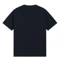 ストーンアイランド 偽物 Tシャツ グラフィック カラフル ペイント風デザイン ブランドロゴ モダン アート感 STONE ISLAND