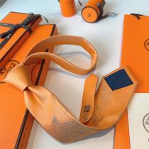 エルメス コピー ネクタイ エレガント シルク 金色ライン ビジネス フォーマル ギフトボックス付き HERMES