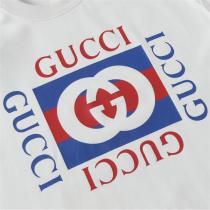 Gucc1 スーパーコピー Tシャツ ロゴ 赤青 インパクト モダン クラシック Gucc1