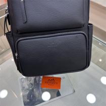 HERMES スーパーコピー リュック 上質レザー ジップポケット付き 高級感 お洒落 カジュアル エルメス