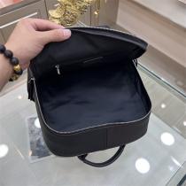 HERMES スーパーコピー リュック 上質レザー ジップポケット付き 高級感 お洒落 カジュアル エルメス