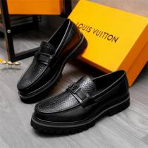 LOUIS VUITTON スーパーコピー ビジネスシューズ ブラックレザー パターンエンボス ロゴバックル デザイン ルイヴィトン
