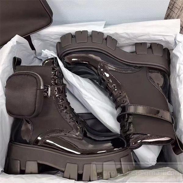 プラダ スーパーコピー ブーツ レディース ミニポーチ付き 厚底モデル 新作 PRADA