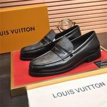 LOUIS VUITTON コピー ビジネスシューズ コインローファー モノグラム 黒革 エレガント定番 ルイヴィトン