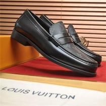 LOUIS VUITTON コピー ビジネスシューズ コインローファー モノグラム 黒革 エレガント定番 ルイヴィトン