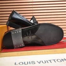 LOUIS VUITTON コピー ビジネスシューズ コインローファー モノグラム 黒革 エレガント定番 ルイヴィトン