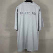 BALENCIAGA コピー 半袖tシャツ 胸ロゴ＆バックロゴ シンプル 高級感 バレンシアガ