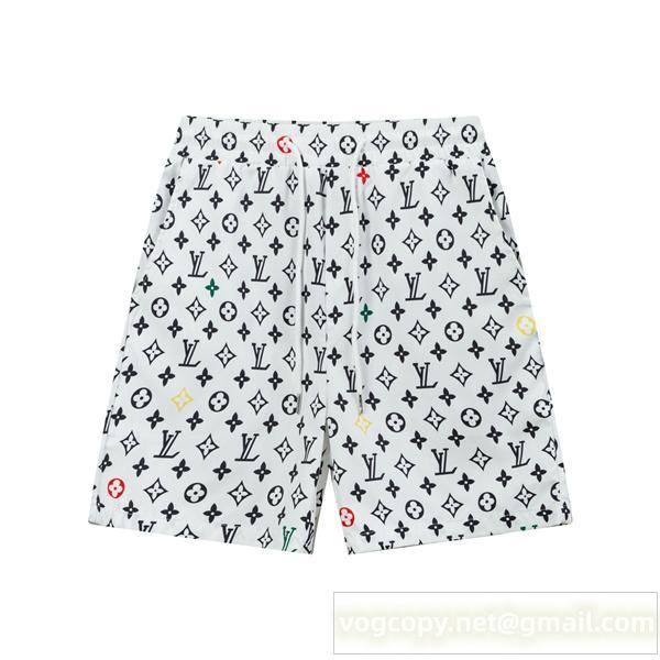 LOUIS VUITTON コピー ホワイト ベース カラフル モノグラム 総柄 デザイン ハーフパンツ ルイヴィトン
