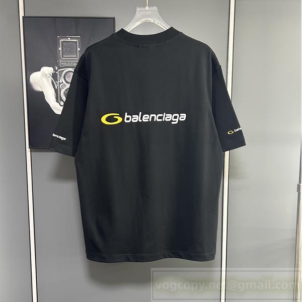 バレンシアガ 偽物 Tシャツ スポーティロゴプリント入り 2カラー展開ユニセックス仕様 BALENCIAGA