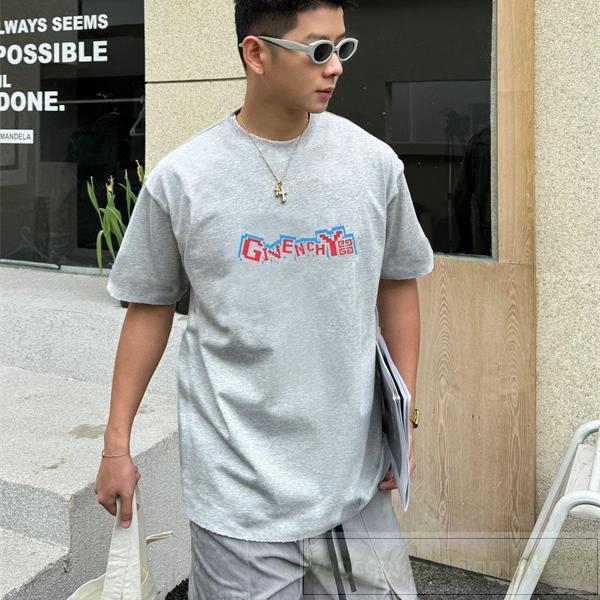 GIVENCHY スーパーコピー Tシャツ ピクセル風ロゴ刺繍 2色展開 カジュアルストリートスタイル ジバンシィ