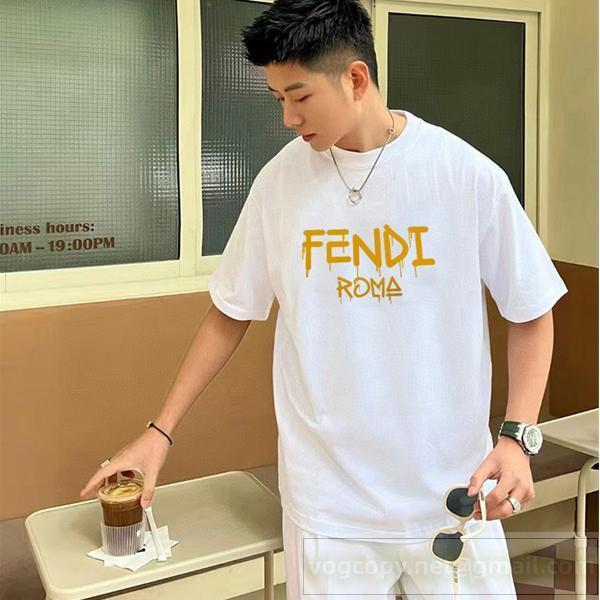 FENDI コピー Tシャツ ストリート風ドリップロゴプリント入り モード感漂う個性派 2色展開 フェンディ