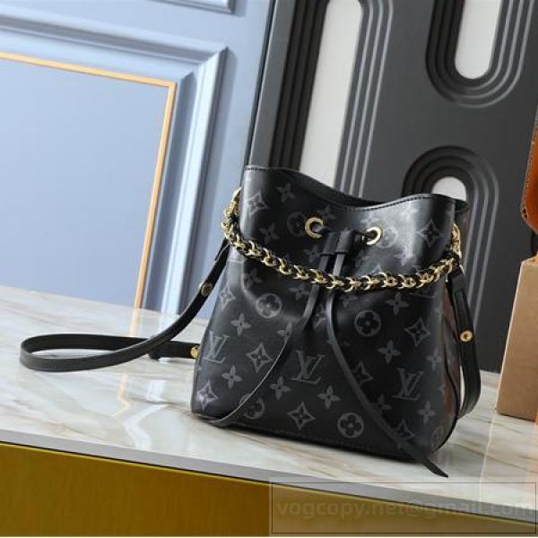 ルイヴィトン 偽物 バケットバッグ シャドウ ブラックレザー仕様 チェーン＆ドローストリング LOUIS VUITTON