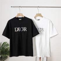 DIOR 偽物 Tシャツ フローラルロゴプリント エレガント×ストリート融合 ペアルック対応 ディオール