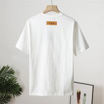 ルイ・ヴィトン スーパーコピー Tシャツ モノグラムポケットデザイン ファッションアイテム LOUIS VUITTON