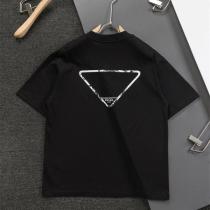 プレミアム PRADA スーパーコピー 立体刺繍ロゴ入り ベーシッククルーネック Tシャツ お洒落 プラダ