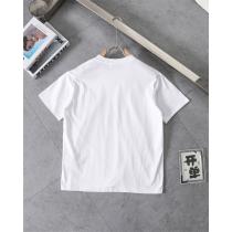  PRADA コピー トライアングルロゴプレート付き シンプルコットン Tシャツ 高級 プラダ