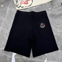モンクレール コピー ヴィンテージライク グラフィックロゴプリント コットンハーフパンツ MONCLER