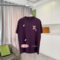 新登場 ルイヴィトン コピー アメリカンフラッグLVロゴ×モノグラムパッチ Tシャツ LOUIS VUITTON