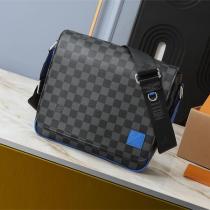ルイヴィトン 偽物 ショルダーバッグ ダミエ・グラフィット ブルーエッジ メッセンジャー LOUIS VUITTON