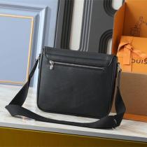 ルイヴィトン 偽物 ショルダーバッグ モノトーンキャンバス クリーンスタイル メッセンジャー LOUIS VUITTON