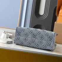  ルイヴィトン コピー トートバッグ モノグラムデニム 3Dエンボス オンザゴーPM グレー LOUIS VUITTON