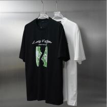 ルイヴィトン コピー グラフィックロゴTシャツ モノグラム風グリーンアート プレミアム LOUIS VUITTON